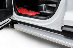 Пороги алюминиевые "Optima Silver" 2250 серебристые Hyundai STAREX H-1 (2007-2021)