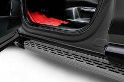 Пороги алюминиевые "Premium Grafit" 1700 графитовые Honda CR-V (2016-2020)