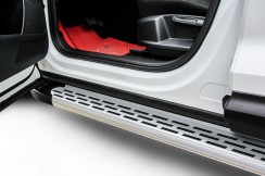Пороги алюминиевые "Premium Silver" 1700 серебристые Hyundai Tucson (2018-2021)
