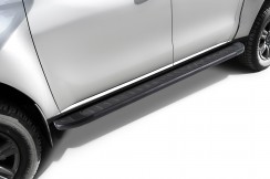 Пороги алюминиевые "Prestige Black" 1800 черные Mitsubishi L-200 (2018-2022)