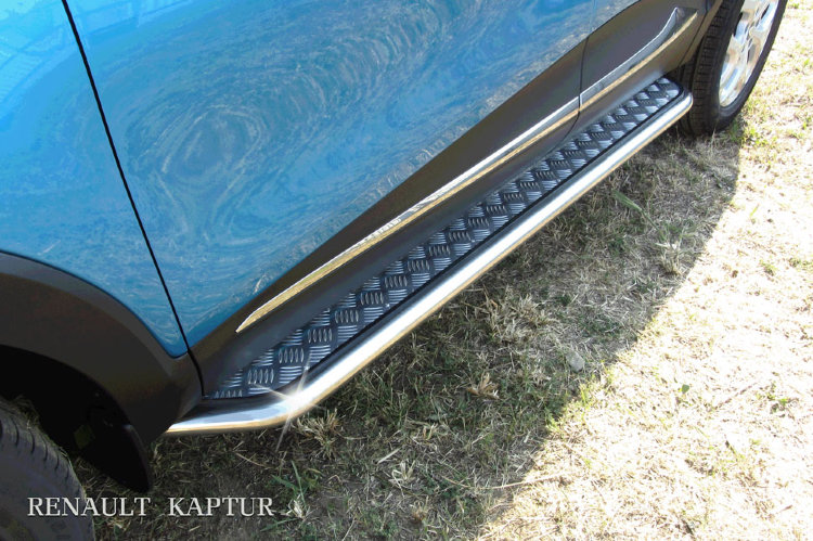 Защита порогов d42 с листом усиленная Renault Kaptur 4WD (2012-2019)