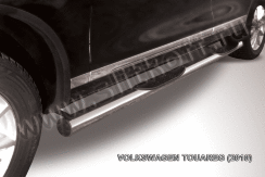 Защита порогов d76 c проступями Volkswagen Touareg (2010)